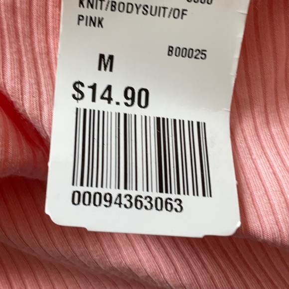 Half sleeve body suit FOREVER 21 NEVER WORN - Picture 3 of 3